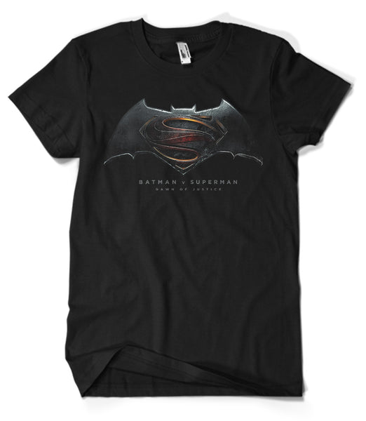 Batman vs Superman T-Shirt
